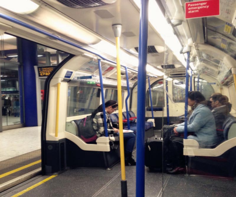 聚碳酸酯挡风板